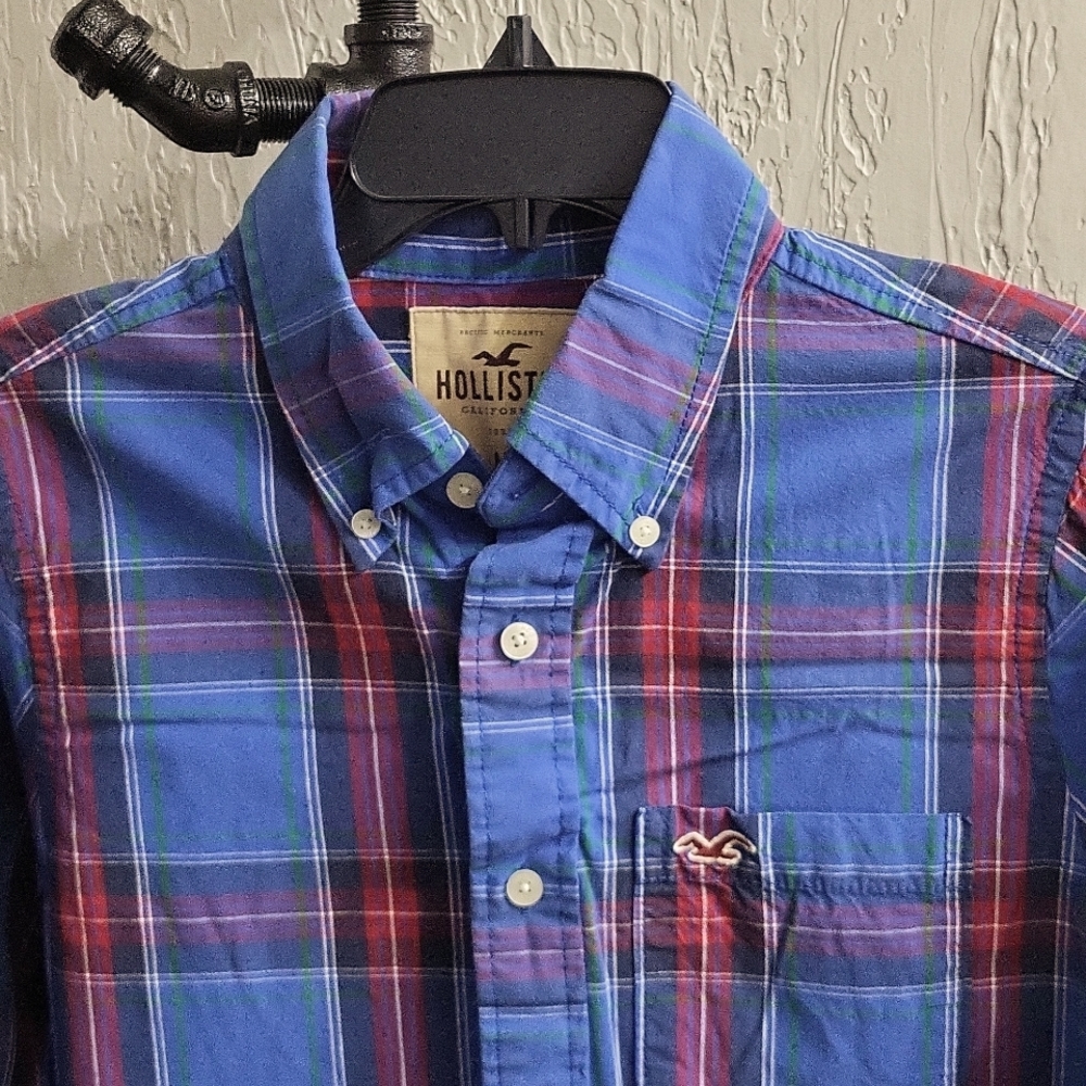 Hollister Plaid Long Sleeve Button Down Shirt